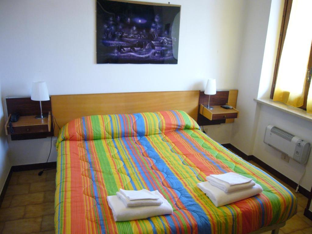 Hotel Ristorante La Bruceta Cremolino Zimmer foto